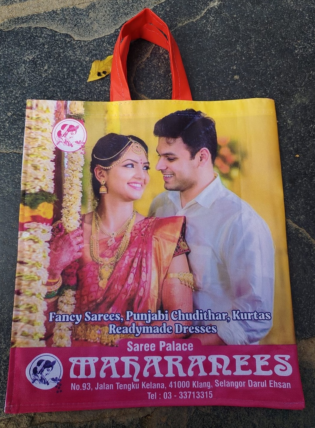 Custom Printed Non Woven Carry Bag
